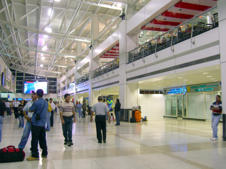 aiport passengers